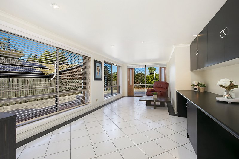 Photo - 61 Lyndale Street, Shailer Park QLD 4128 - Image 11