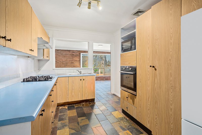 Photo - 61 Madigan Boulevard, Mount Warrigal NSW 2528 - Image 2