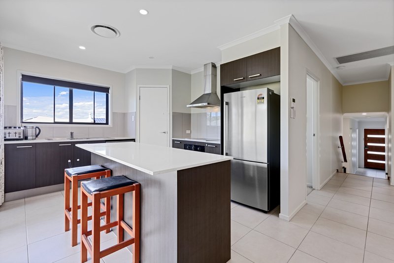 Photo - 61 Maroochy Circuit, Yandina QLD 4561 - Image 9