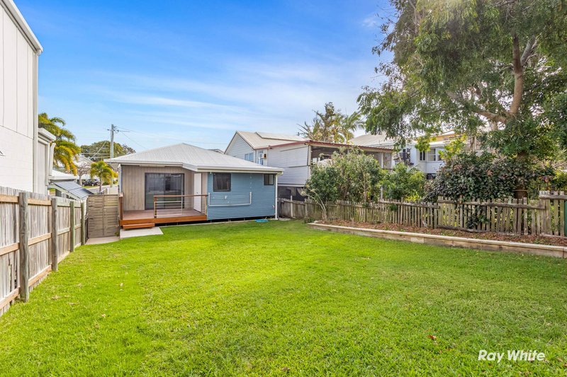 Photo - 61 Matthew Flinders Drive, Cooee Bay QLD 4703 - Image 2
