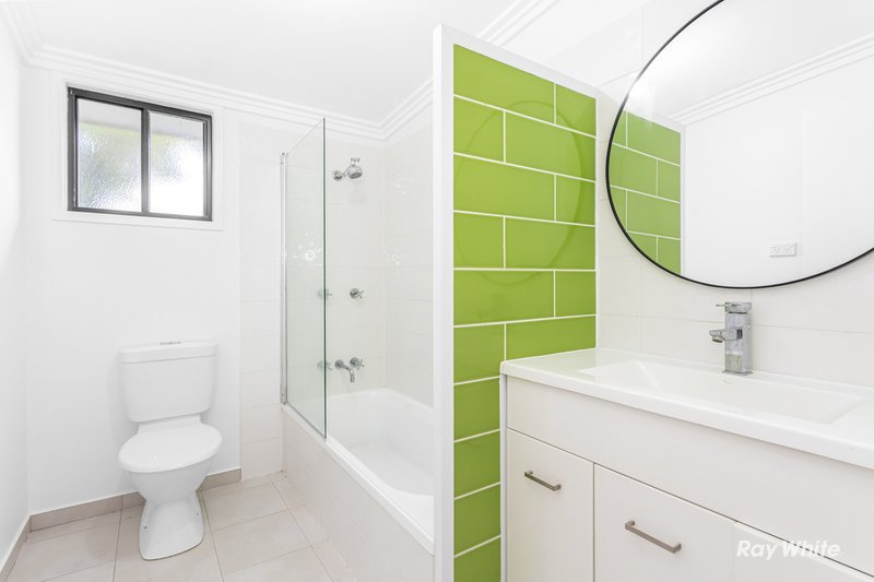 Photo - 61 Matthew Flinders Drive, Cooee Bay QLD 4703 - Image 8