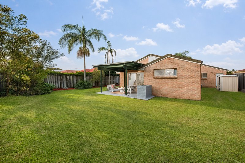Photo - 61 Matthews Way, Wakerley QLD 4154 - Image 16