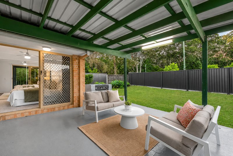 Photo - 61 Matthews Way, Wakerley QLD 4154 - Image 17