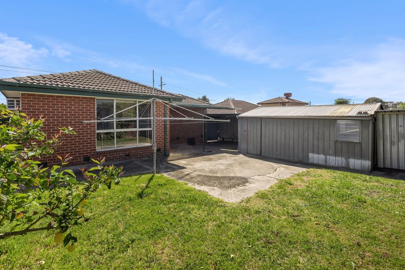 Photo - 61 Mckimmies Road, Lalor VIC 3075 - Image 16