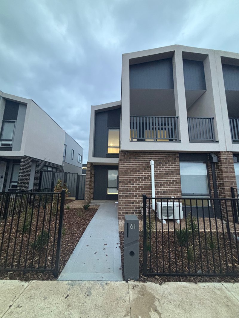 Photo - 61 Messara Walk, Truganina VIC 3029 - Image 1