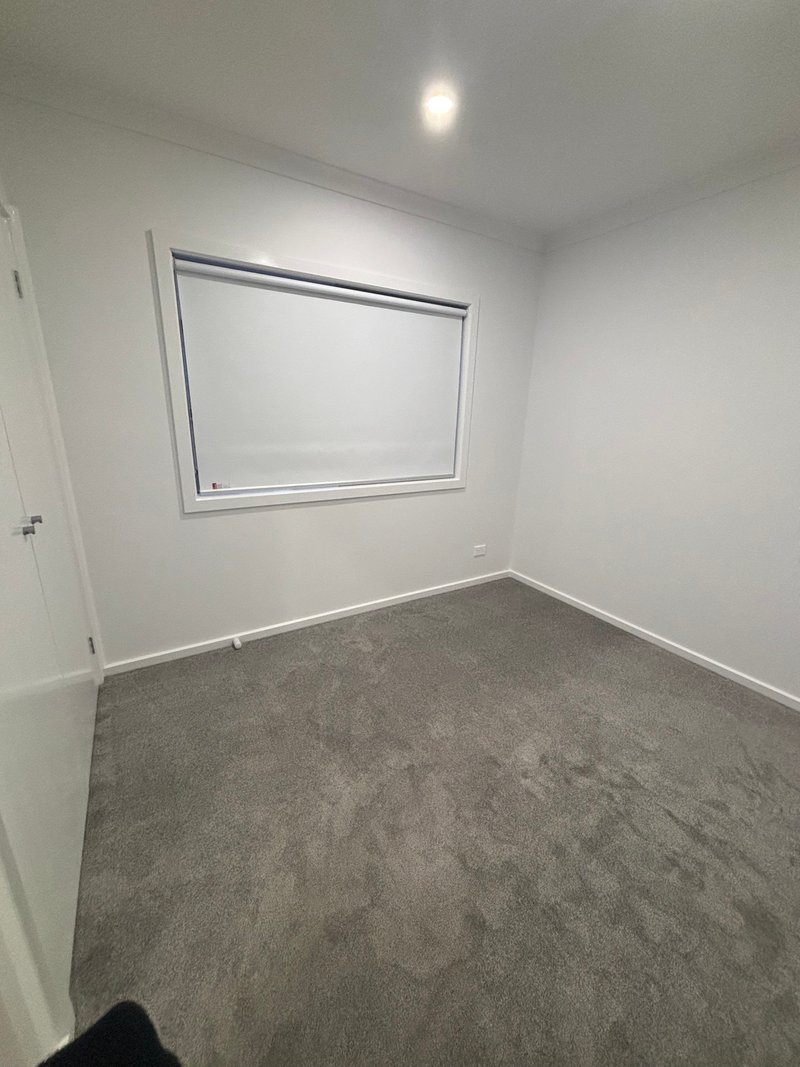 Photo - 61 Messara Walk, Truganina VIC 3029 - Image 17