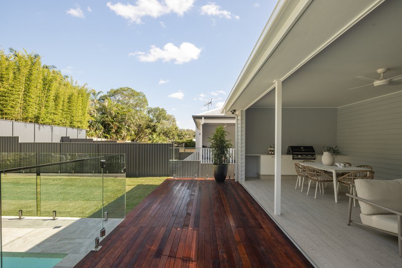 Photo - 61 Messines Ridge Road, Tarragindi QLD 4121 - Image 11