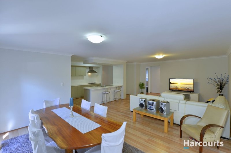 Photo - 61 Nancarrow Way, Ravenswood WA 6208 - Image 15