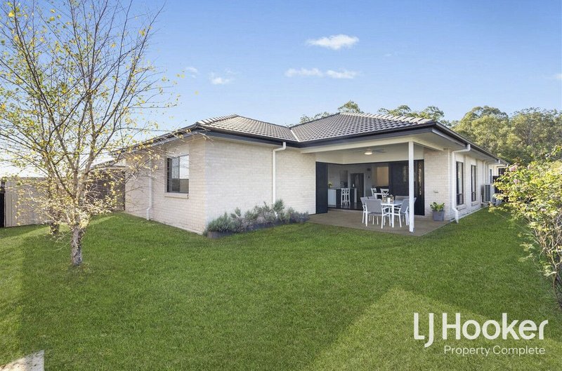 Photo - 61 Neumann Drive, Yarrabilba QLD 4207 - Image 9
