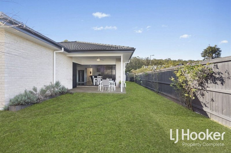 Photo - 61 Neumann Drive, Yarrabilba QLD 4207 - Image 17