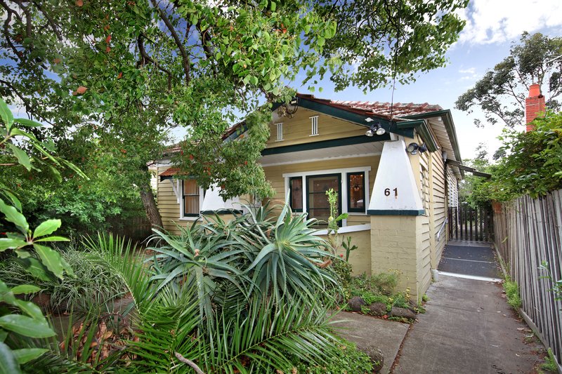 Photo - 61 Nicholson Street, Mckinnon VIC 3204 - Image 2