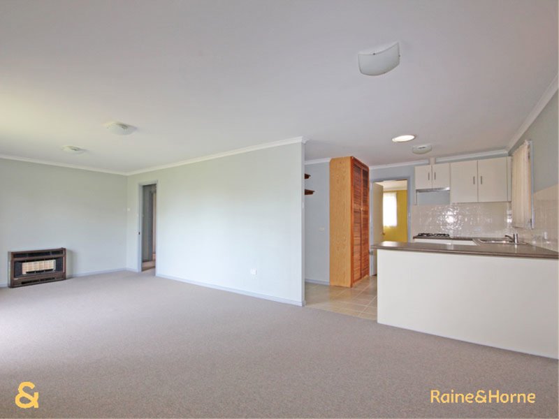 Photo - 61 Nicolle Drive, Morphett Vale SA 5162 - Image 3