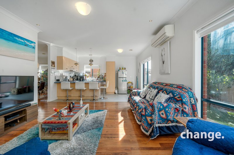 Photo - 61 Northampton Crescent, Caroline Springs VIC 3023 - Image 2