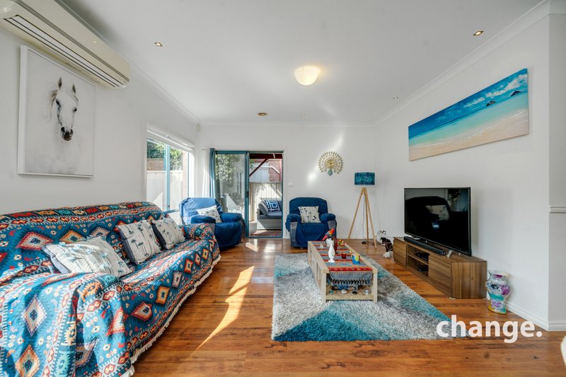 Photo - 61 Northampton Crescent, Caroline Springs VIC 3023 - Image 4