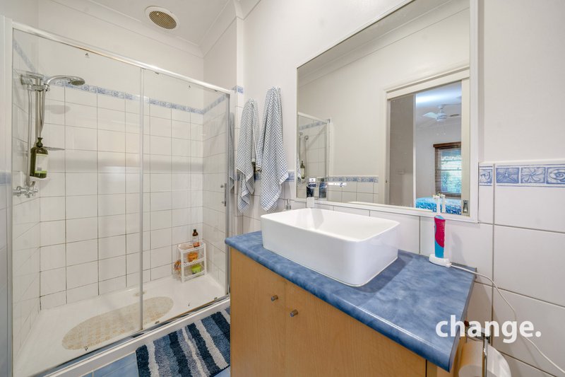 Photo - 61 Northampton Crescent, Caroline Springs VIC 3023 - Image 10