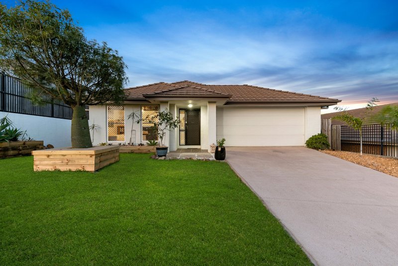 Photo - 61 Northquarter Drive, Murrumba Downs QLD 4503 - Image 3