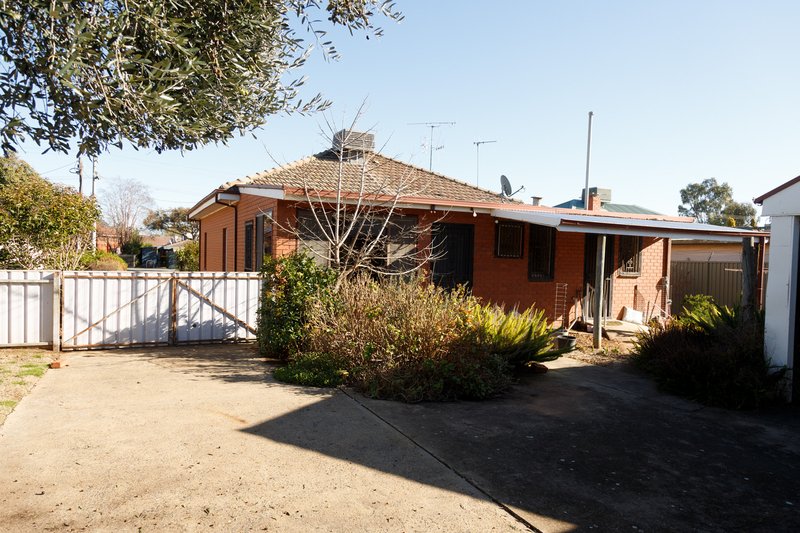 Photo - 61 Park Street, Tatura VIC 3616 - Image 11