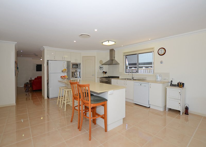 Photo - 61 Parklands Boulevard, Wondunna QLD 4655 - Image 4