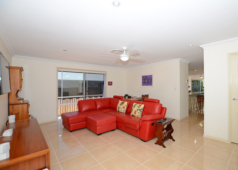 Photo - 61 Parklands Boulevard, Wondunna QLD 4655 - Image 7