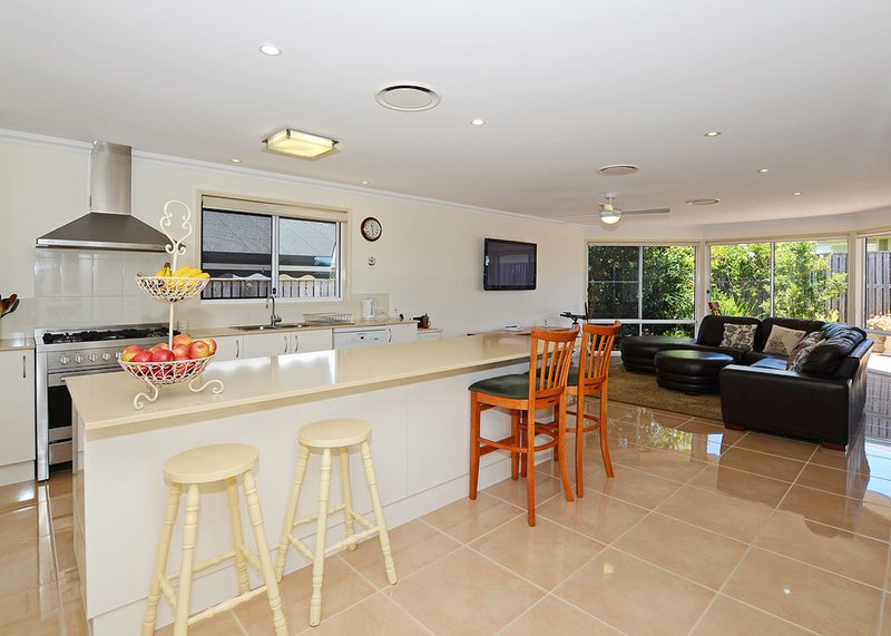 Photo - 61 Parklands Boulevard, Wondunna QLD 4655 - Image 8