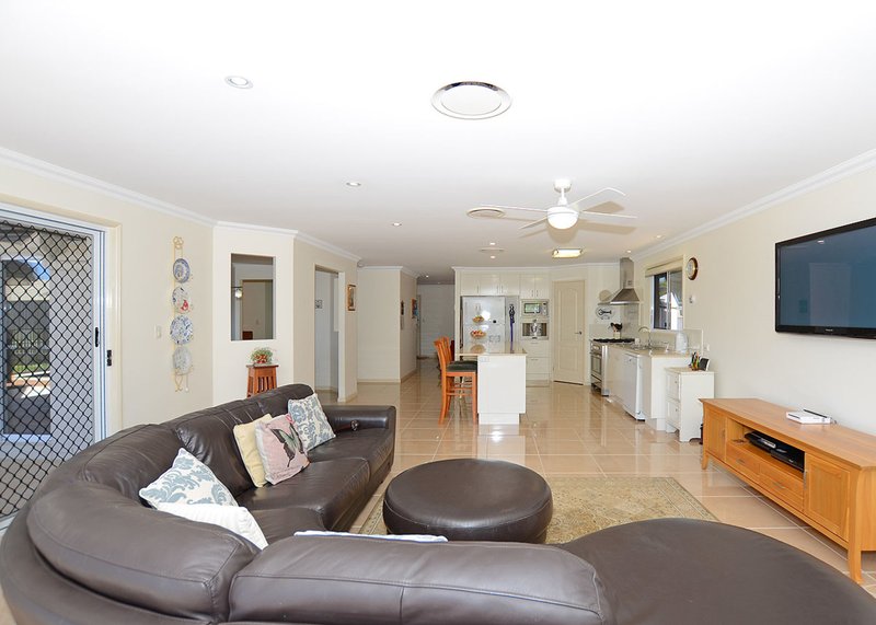 Photo - 61 Parklands Boulevard, Wondunna QLD 4655 - Image 13