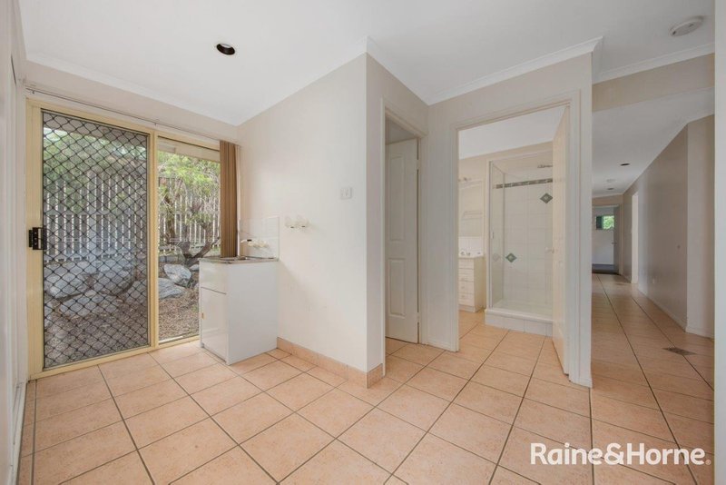 Photo - 61 Penda Avenue, New Auckland QLD 4680 - Image 14