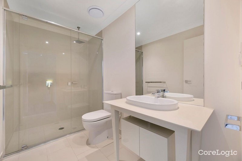 Photo - 61 Peninsula Drive, Robina QLD 4226 - Image 5