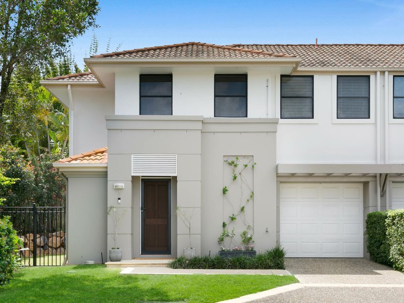 6/1 Pine Valley Drive, Robina QLD 4226