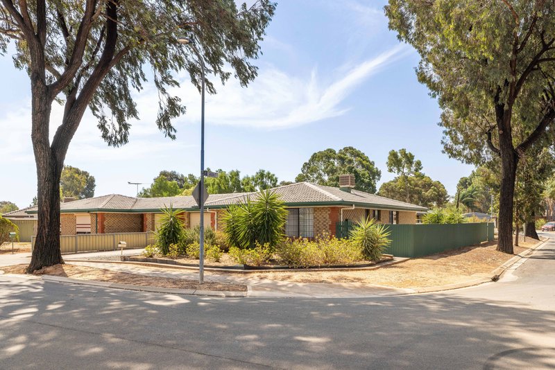 Photo - 61 Piper Street, Parafield Gardens SA 5107 - Image 2