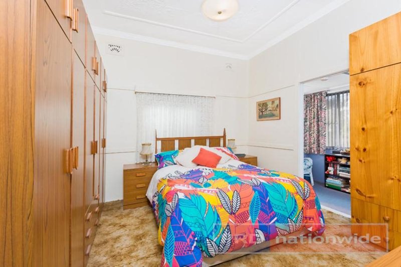 Photo - 61 Preddys Road, Bexley NSW 2207 - Image 6