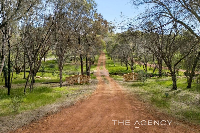 Photo - 61 Rail Close, Bakers Hill WA 6562 - Image 3