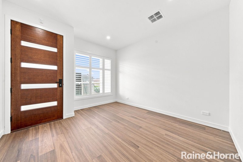 Photo - 61 Rainbow Street, Wollert VIC 3750 - Image 2