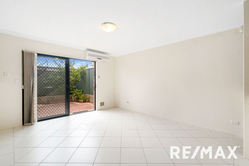 Photo - 6/1 Ravenswood Drive, Nollamara WA 6061 - Image 9