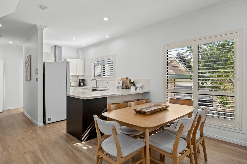 Photo - 61 Riding Road, Hawthorne QLD 4171 - Image 10