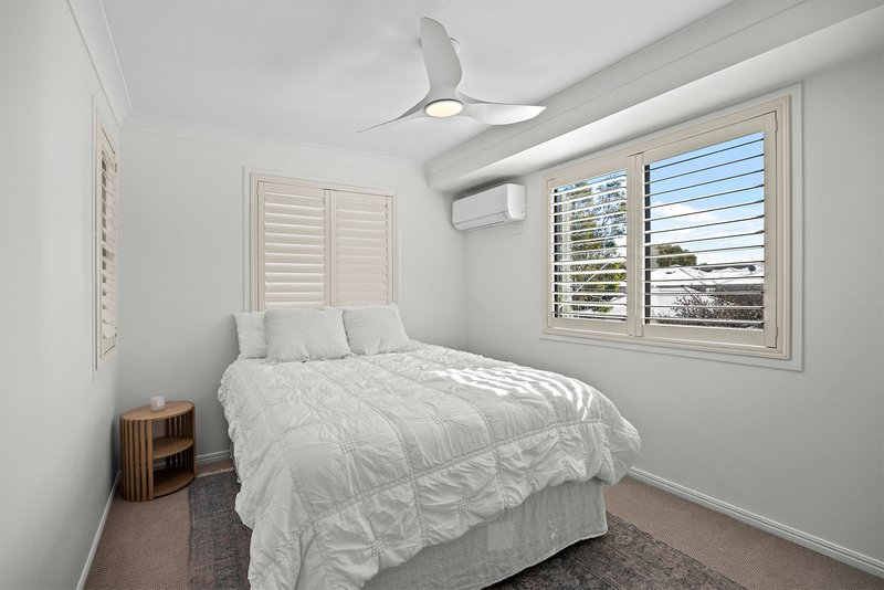 Photo - 61 Riding Road, Hawthorne QLD 4171 - Image 20