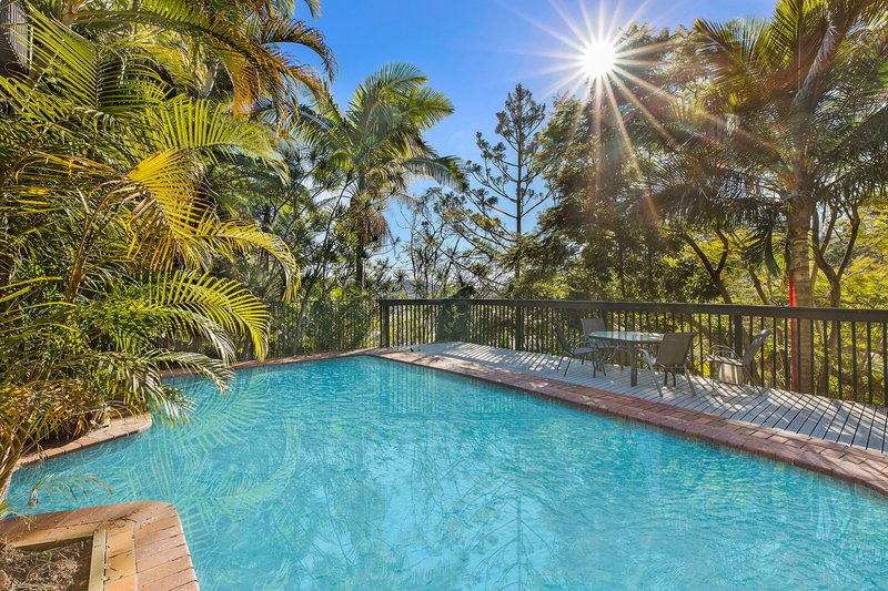 Photo - 61 Riviera Avenue, Terrigal NSW 2260 - Image 2