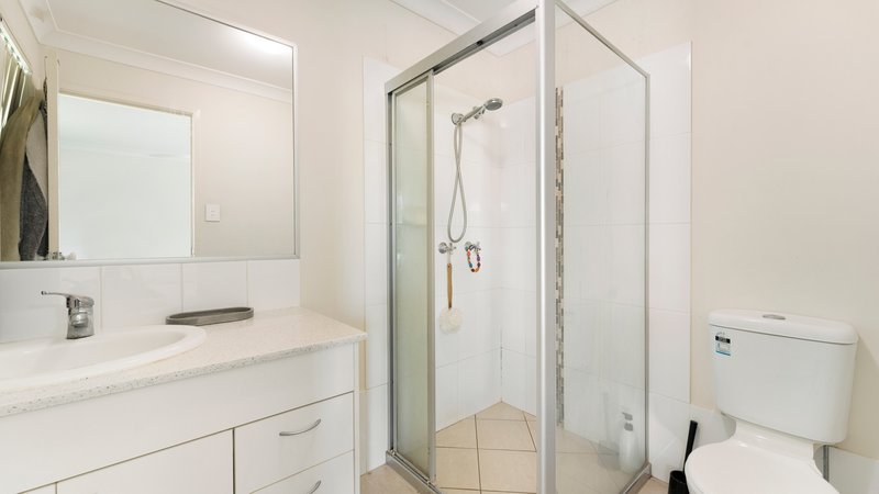 Photo - 61 Rosella Street, Loganlea QLD 4131 - Image 11