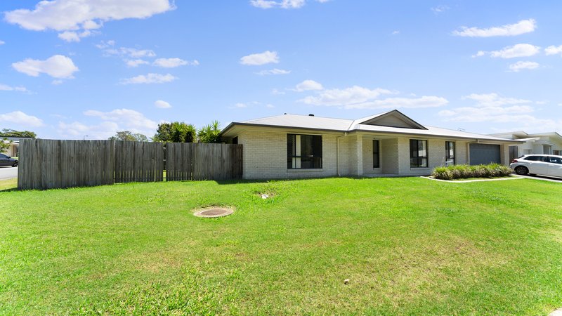 Photo - 61 Rosella Street, Loganlea QLD 4131 - Image 13