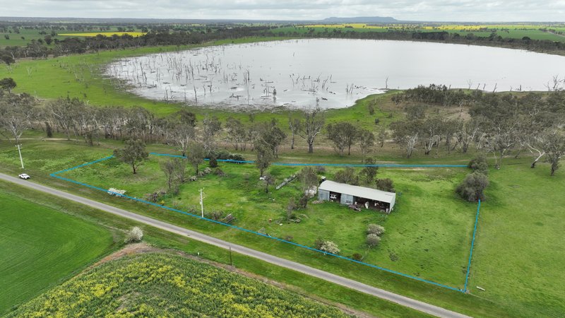 61 Scott Hair Watsons Road, Clear Lake VIC 3409