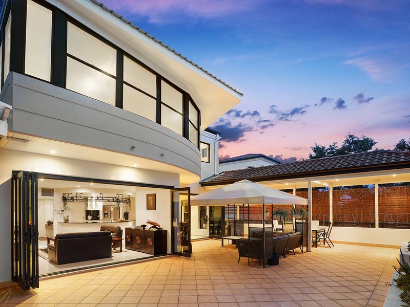 Photo - 61 Seventh Avenue, St Lucia QLD 4067 - Image 13