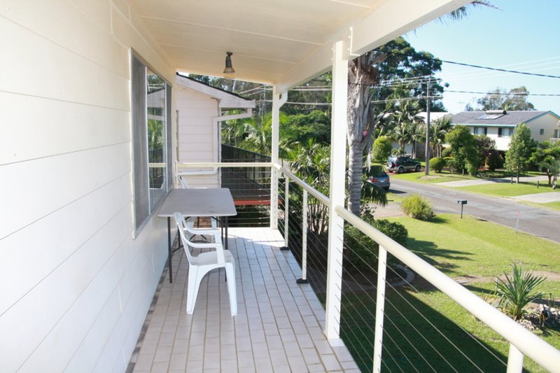 Photo - 61 Shoreline Drive, Port Macquarie NSW 2444 - Image 14