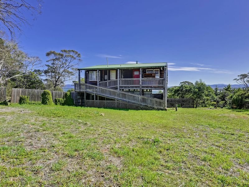 Photo - 61 Signal Hill Road, Dodges Ferry TAS 7173 - Image 10