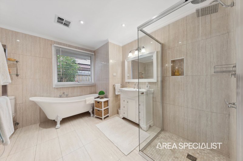 Photo - 61 Smethurst Avenue, Pakenham VIC 3810 - Image 15