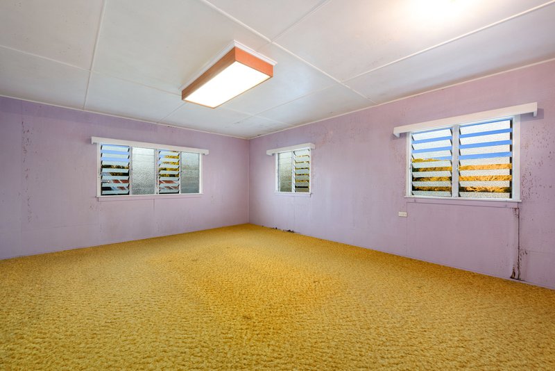 Photo - 61 St Helens Road, Mitchelton QLD 4053 - Image 12