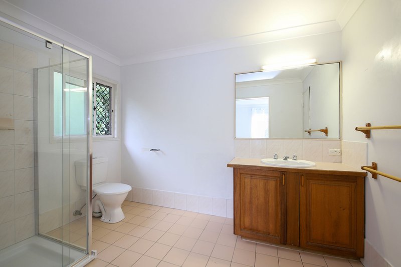 Photo - 61 Stanley Road, Camp Hill QLD 4152 - Image 9