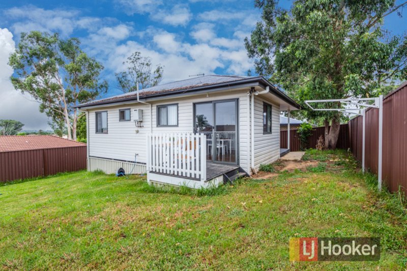 Photo - 61 Stockholm Avenue, Hassall Grove NSW 2761 - Image 3