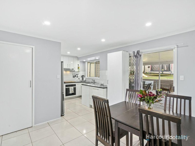 Photo - 61 Sunscape Drive, Eagleby QLD 4207 - Image 6