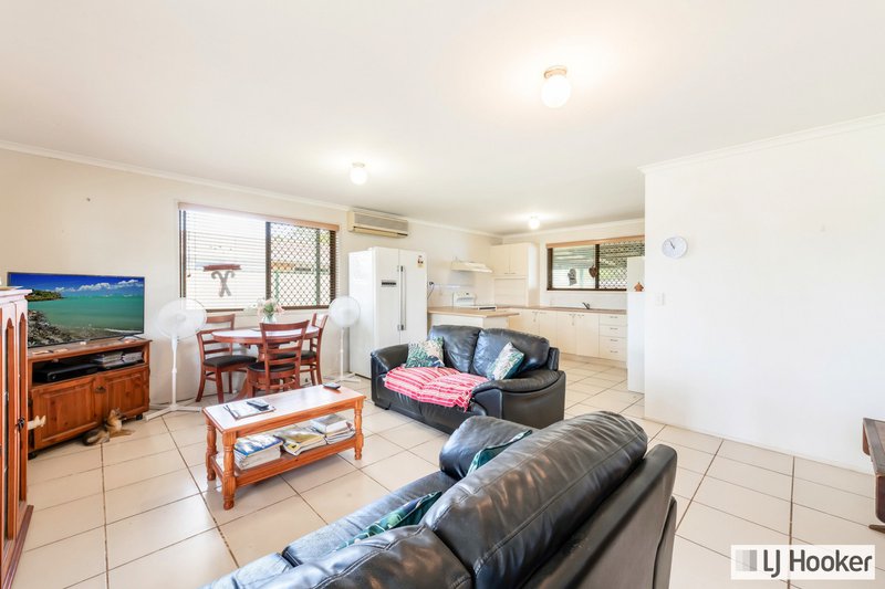 Photo - 61 Sunset Drive, Thabeban QLD 4670 - Image 6