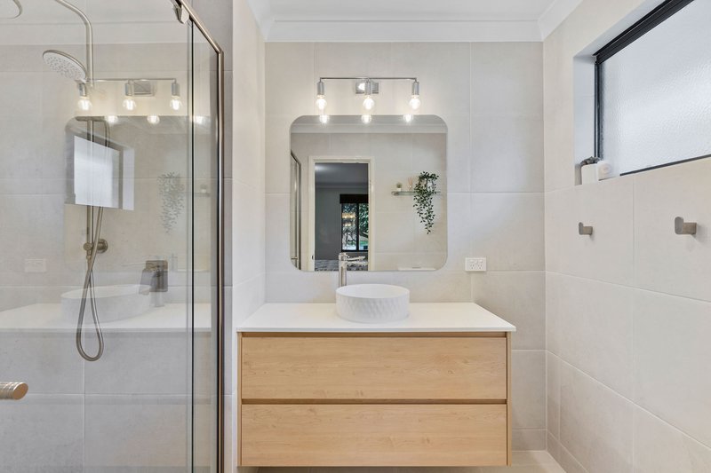 Photo - 61 Susan Road, Madeley WA 6065 - Image 11