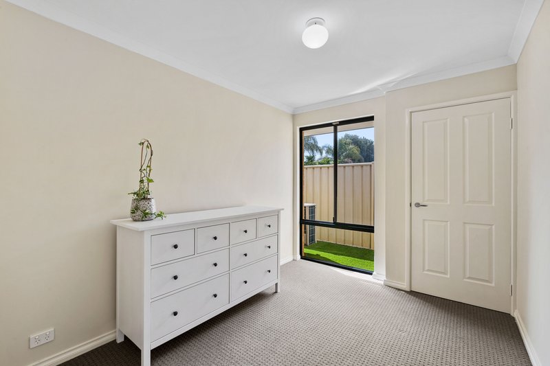 Photo - 61 Susan Road, Madeley WA 6065 - Image 13